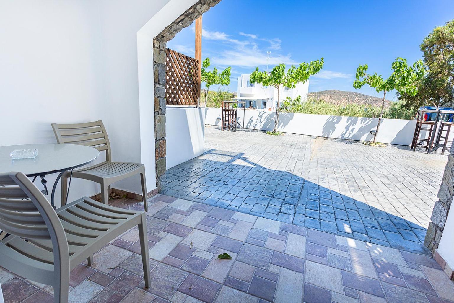 Almiriki Serifos Λιβαδάκια Εξωτερικό φωτογραφία