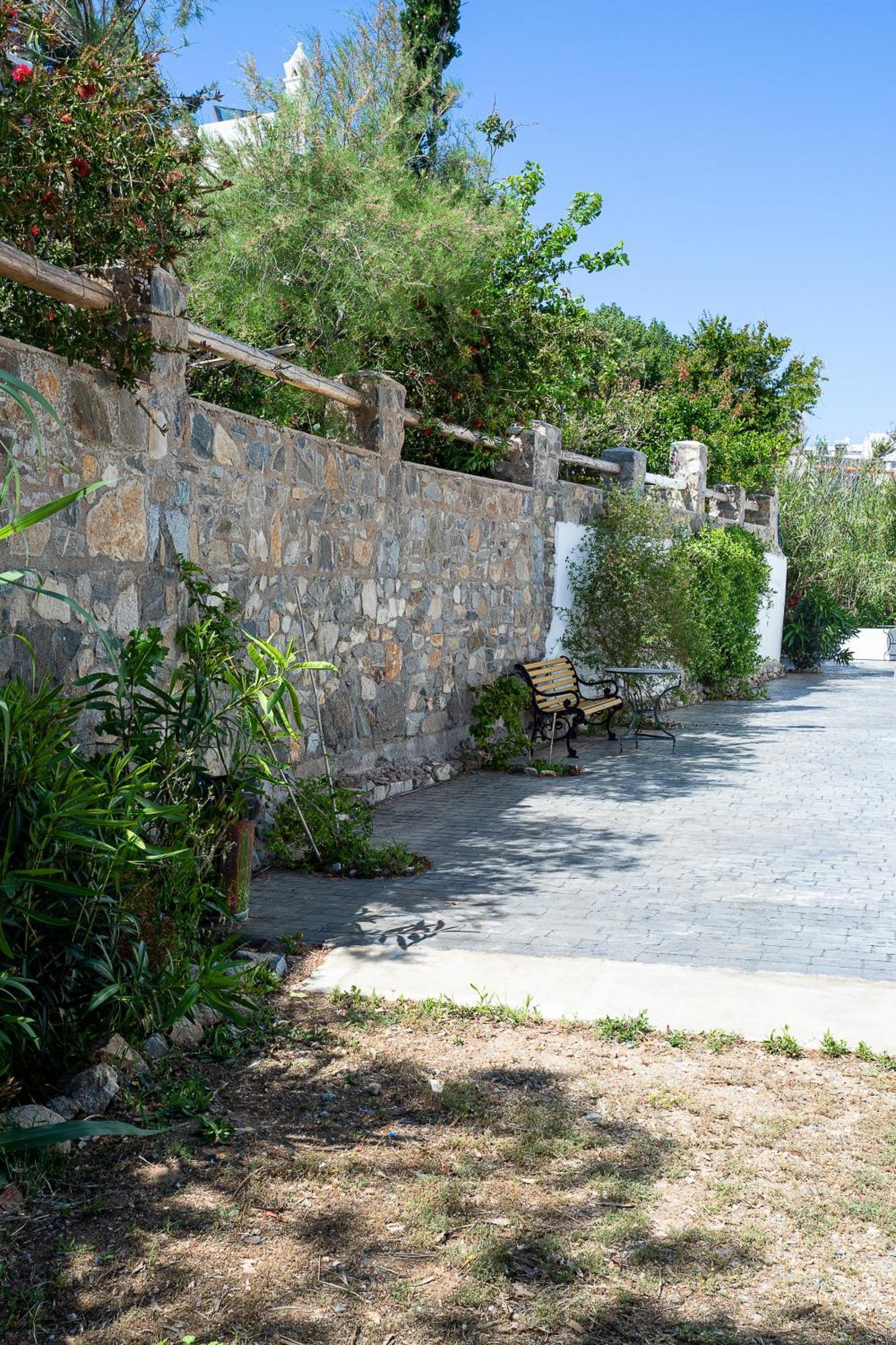 Almiriki Serifos Λιβαδάκια Εξωτερικό φωτογραφία